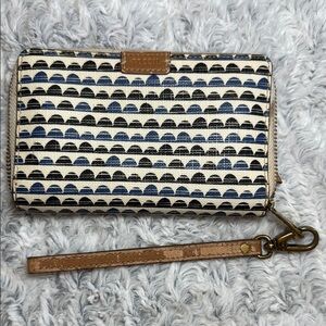 Fossil Emma RFID Wristlet Navy Cream Geometric Zip Wallet